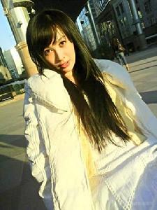 李菲兒