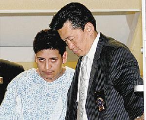 將姚宇拖入后巷強(qiáng)奸，并被一根金屬管狠狠敲打頭部至腦死亡的墨西哥裔男子。