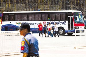 12：10分，部分人質(zhì)被釋放