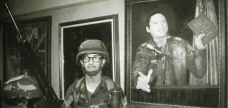 美國入侵巴拿馬（歷史上今天lssjt.cn）