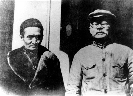 中共施行“精兵簡政”(歷史今天lsjt.org)