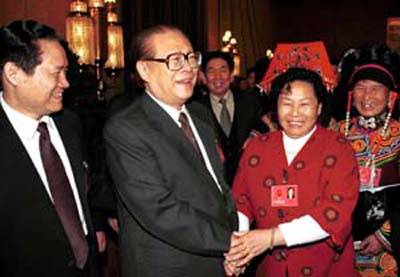 江澤民指出開創(chuàng)社會主義現代化建設新局面（歷史上的今天.中國）